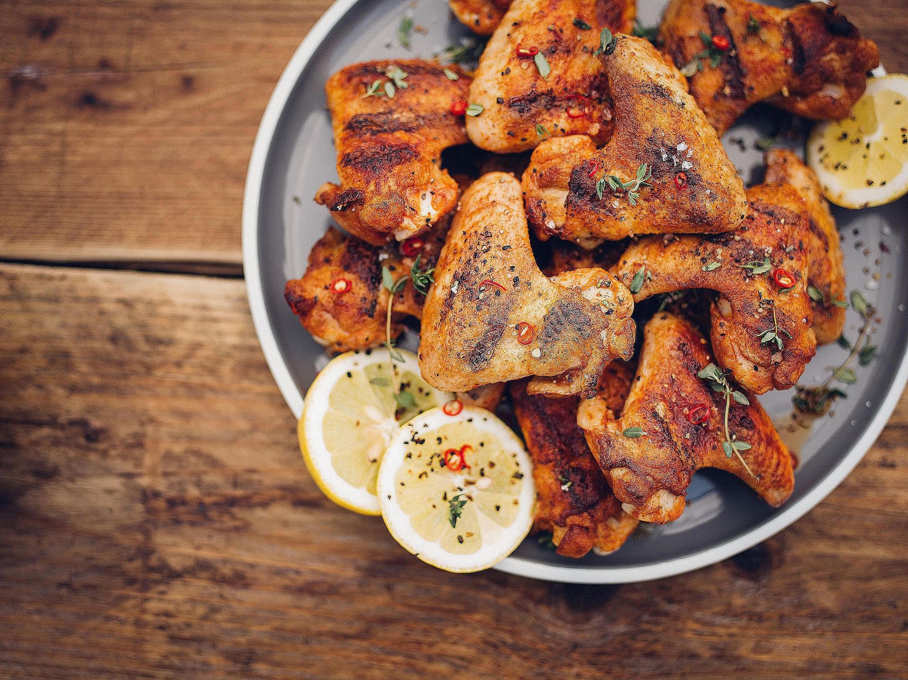 12 mejores recetas de alitas de pollo la parrilla