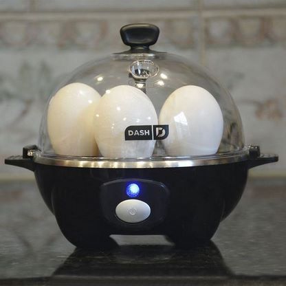 Revisión de Dash Rapid Egg Cooker: eficaz y asequible